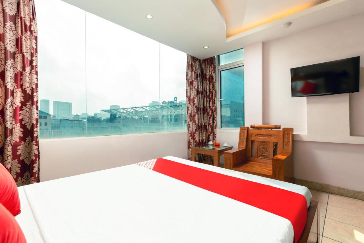Oyo 653 Huong Thao Hotel Ханой Екстериор снимка